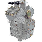 Компрессор кондиционера автомобиля KCB2049